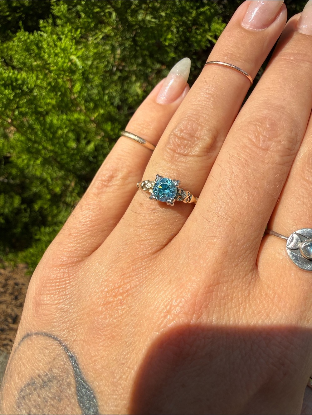 Vintage 14k Natural Blue Zircon Ring